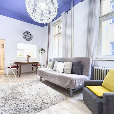 Just Steps From Wenceslas Square! *